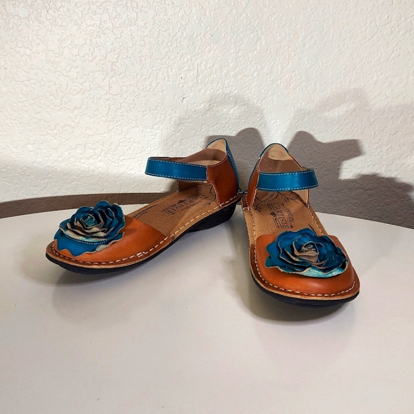L'artiste Caicos Spring Step Turquoise & Brown Leather Mary Jane Flat Shoes - Picture 10 of 14